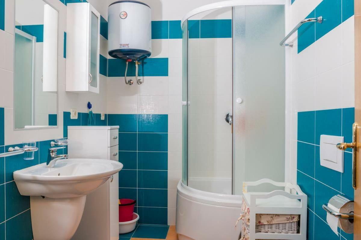 Apartman Ilonka Apartment โนวีวีโนดอลสกี ภายนอก รูปภาพ